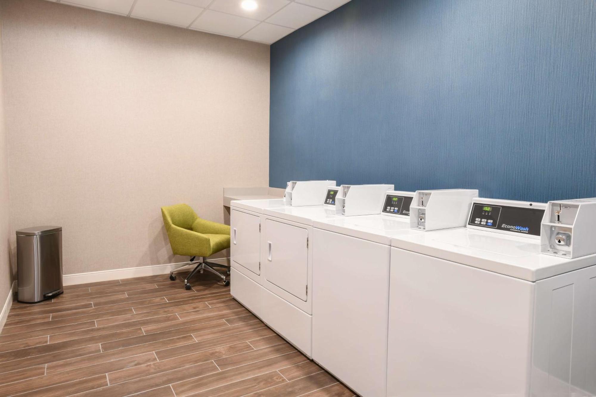 Hampton Inn & Suites Cincinnati Liberty Township West Chester Extérieur photo